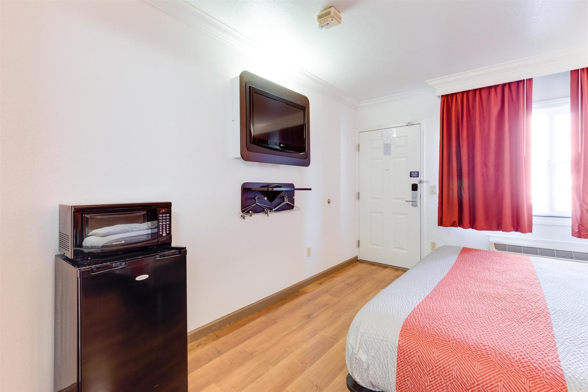 Motel 6-San Jose, Ca - Convention Center Екстер'єр фото