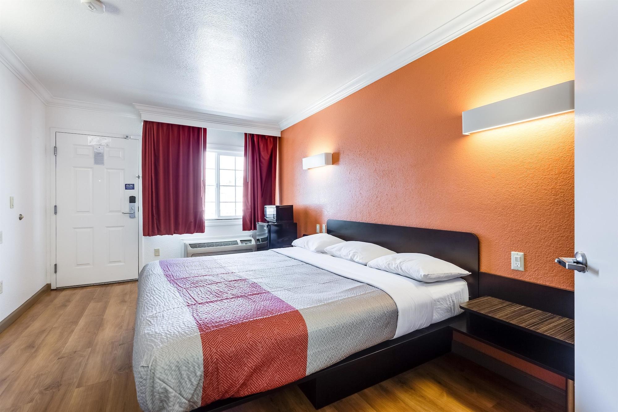Motel 6-San Jose, Ca - Convention Center Екстер'єр фото