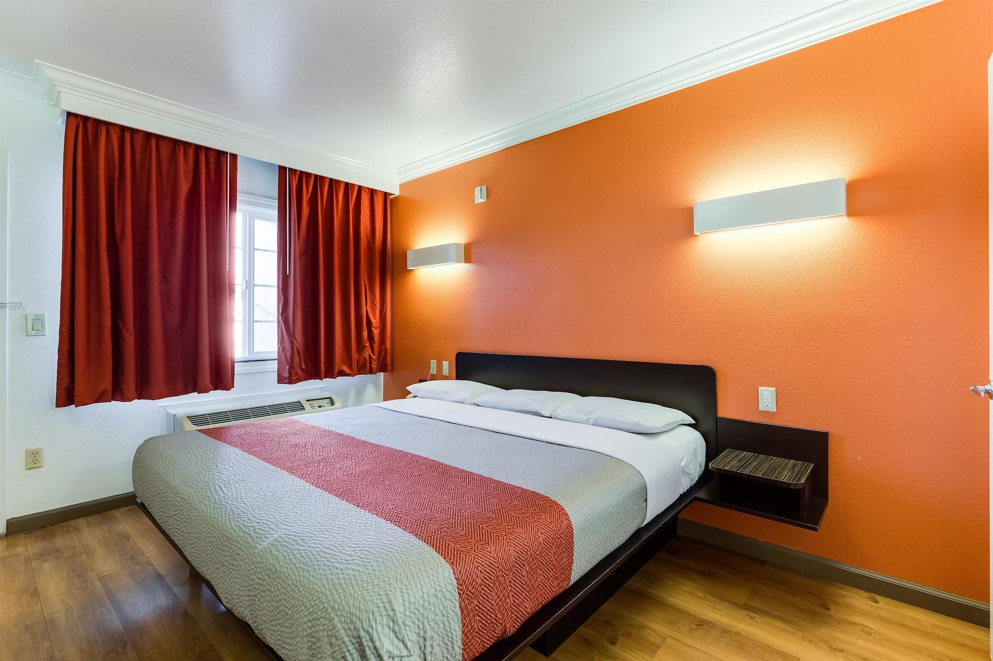 Motel 6-San Jose, Ca - Convention Center Екстер'єр фото