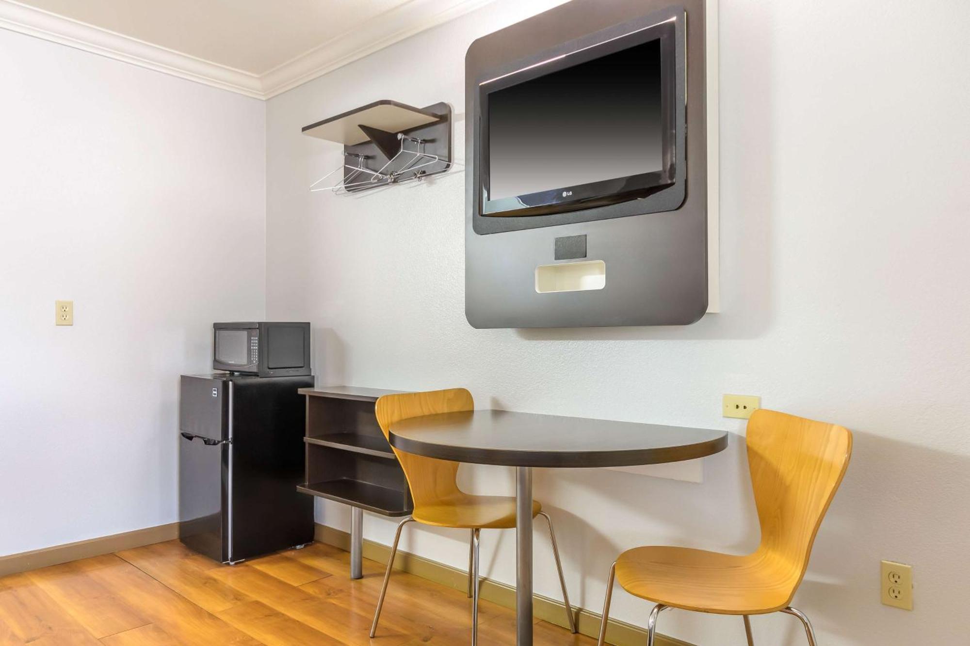 Motel 6-San Jose, Ca - Convention Center Екстер'єр фото